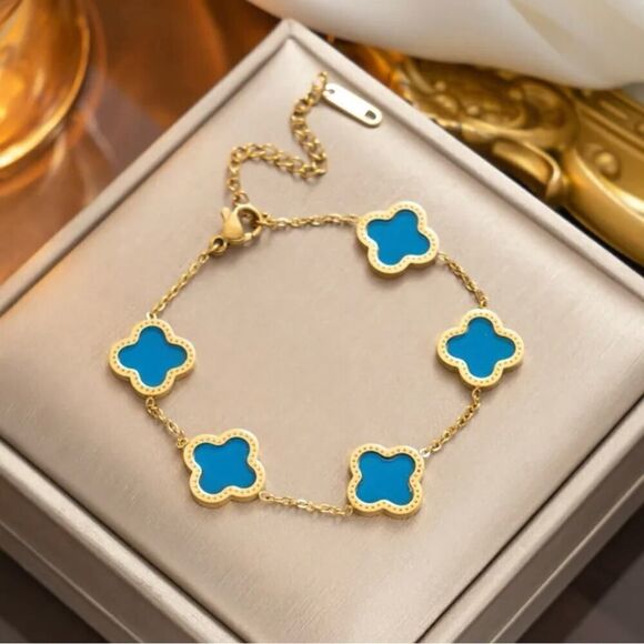 18K Gold Plated Clover Four Leaf Blue Bracelet - Picture 5 of 8